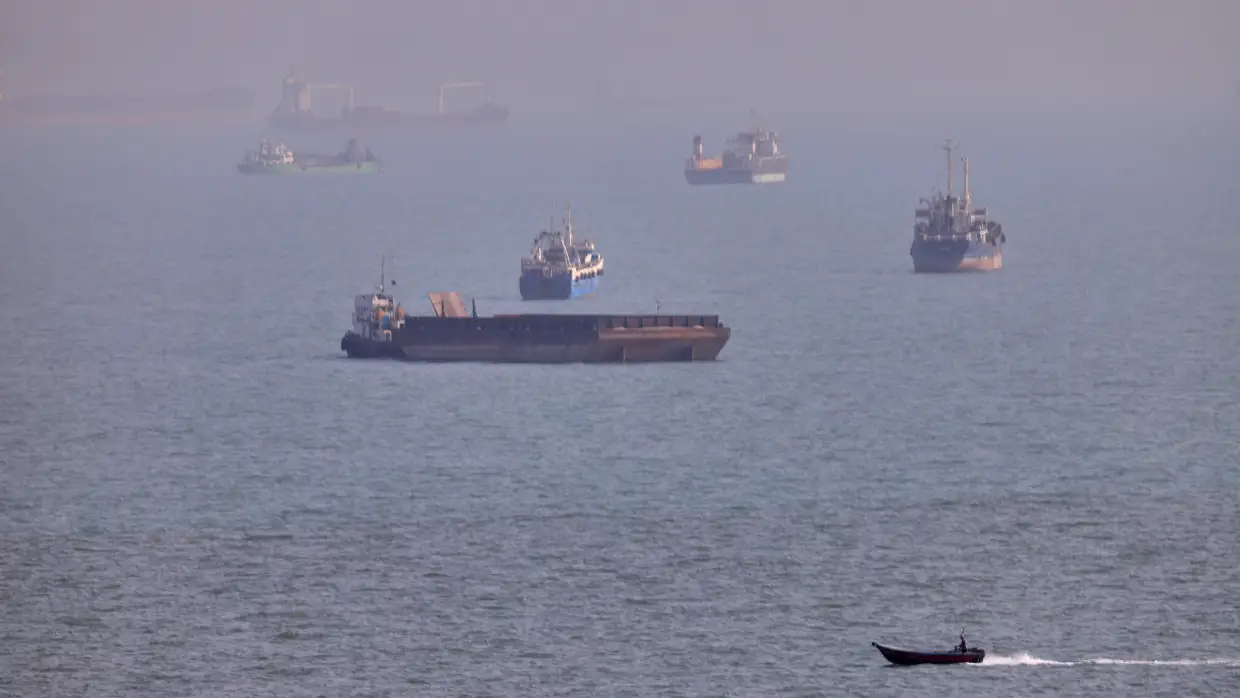 Attacks flare between the U.S. and Iran after a monthlong pause