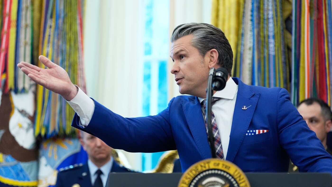 U.S. military says strikes on 3 boats in the eastern Pacific Ocean kill 8 people