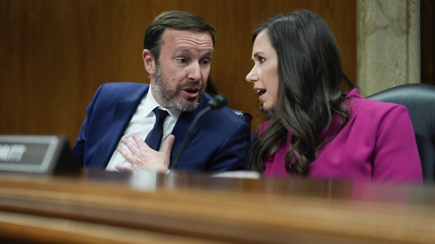 A bipartisan effort to save health subsidies failed. Will ICE reform be different?