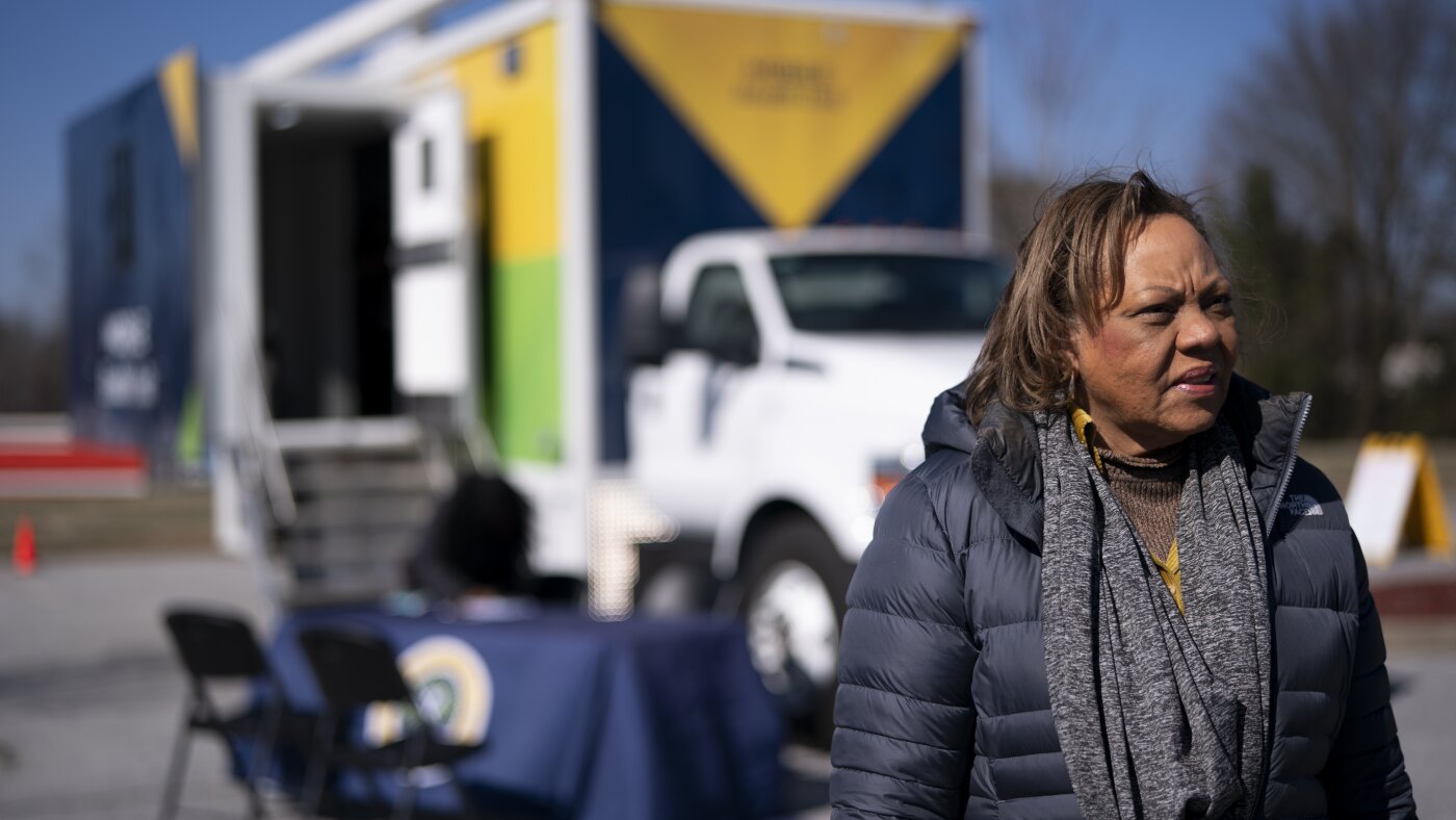 A drop in CDC health alerts leaves doctors 'flying blind'