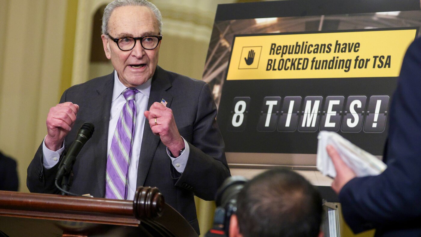 82e luchtlandingsinzet; het conflict tussen Israël en Libanon; DHS: NPR