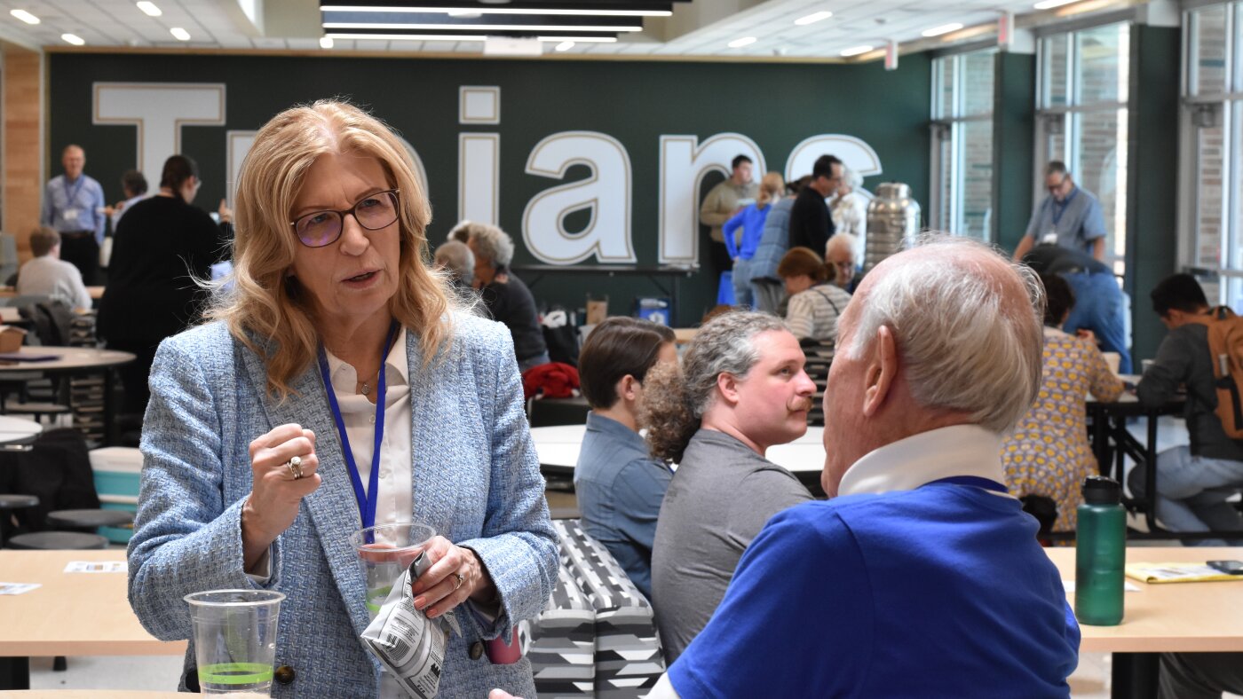 Democrats and Republicans think control of Congress runs through Iowa