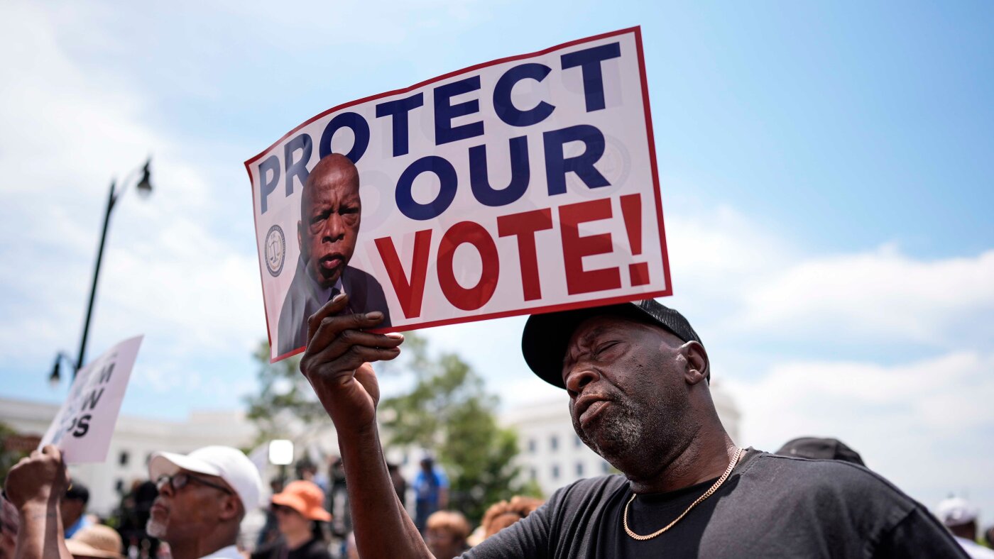 La decisión sobre el derecho al voto deja protecciones alternativas limitadas: NPR