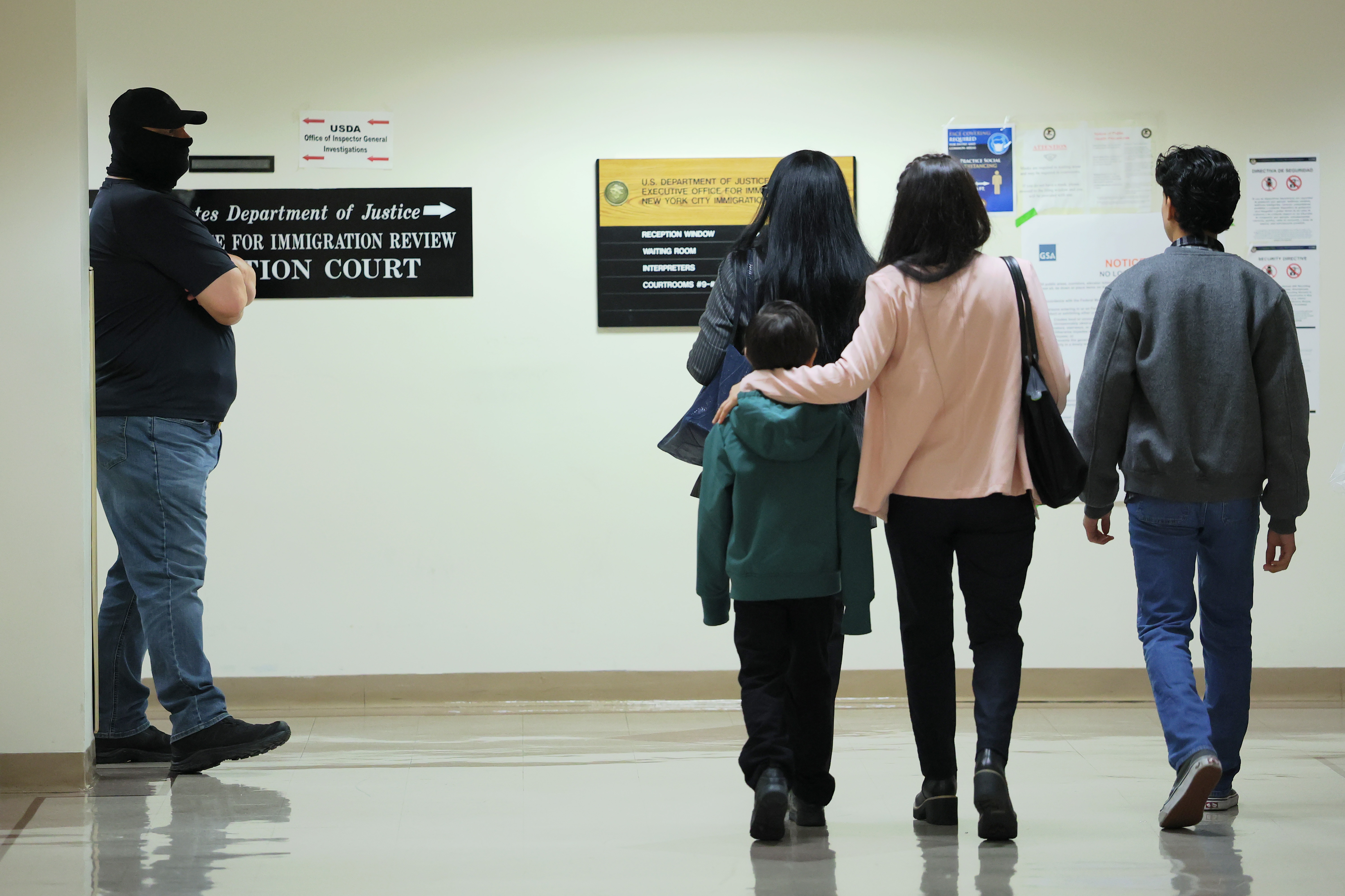 DOJ hires immigration judges after months of layoffs DOJ hires immigration judges after months of layoffs