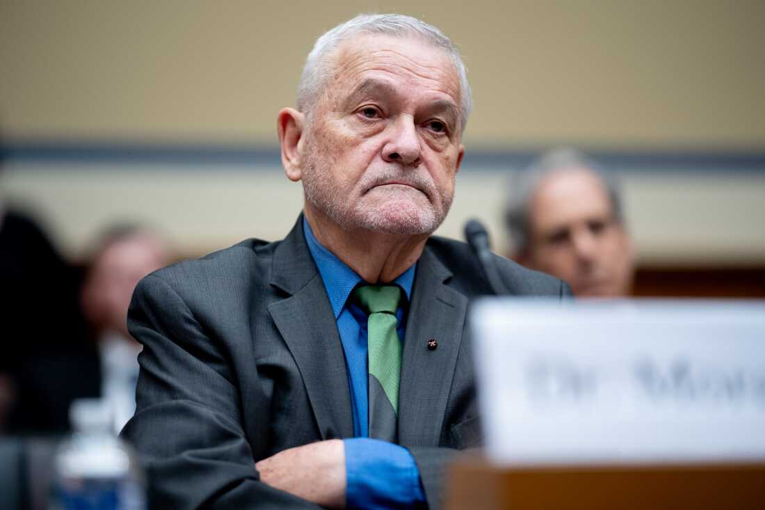 Ο πρώην σύμβουλος του Fauci, Δρ. Ντέιβιντ Μόρενς, παραδέχεται την ενοχή του για απόκρυψη αρχείων που σχετίζονται με τον COVID Ο πρώην σύμβουλος του Fauci, Δρ. Ντέιβιντ Μόρενς, παραδέχεται την ενοχή του για απόκρυψη αρχείων που σχετίζονται με τον COVID