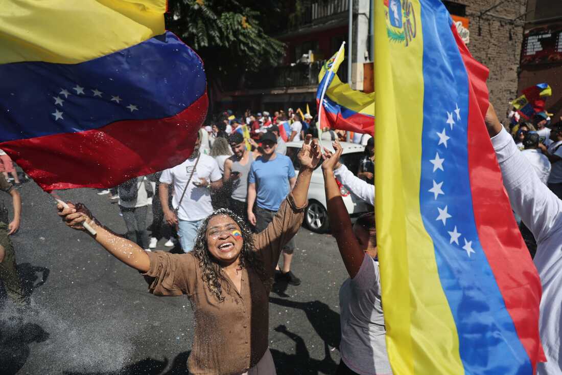 Venezuela’s exiles in Chile caught between hope and uncertainty Venezuela’s exiles in Chile caught between hope and uncertainty