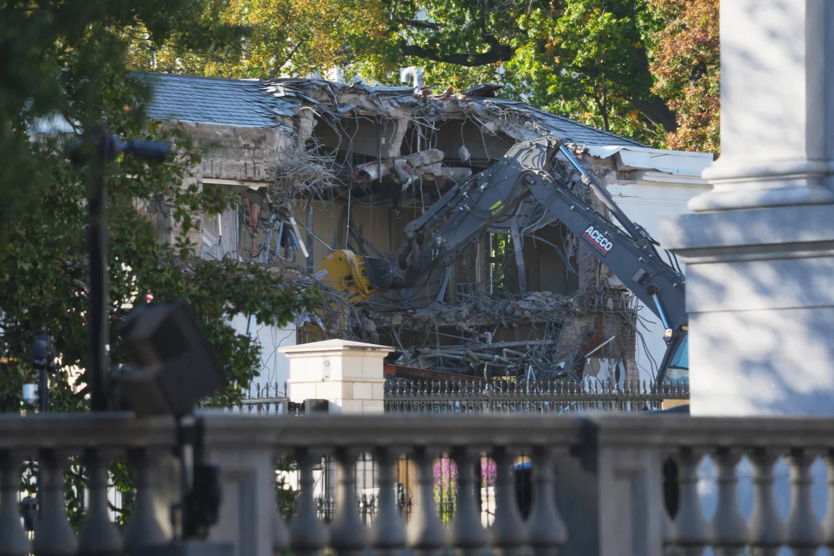 Demolition work at the White House East Wing