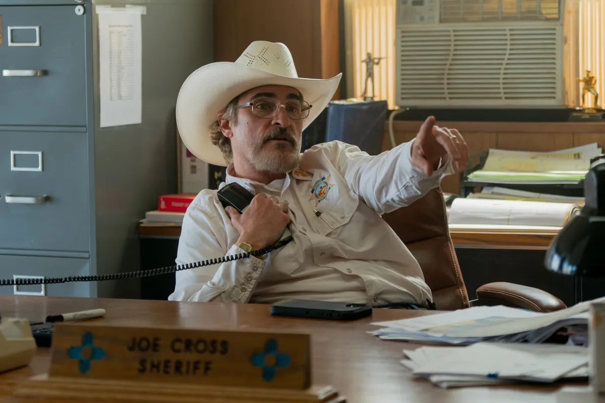 Joaquin Phoenix plays the sheriff of a small New Mexico town in Eddington.