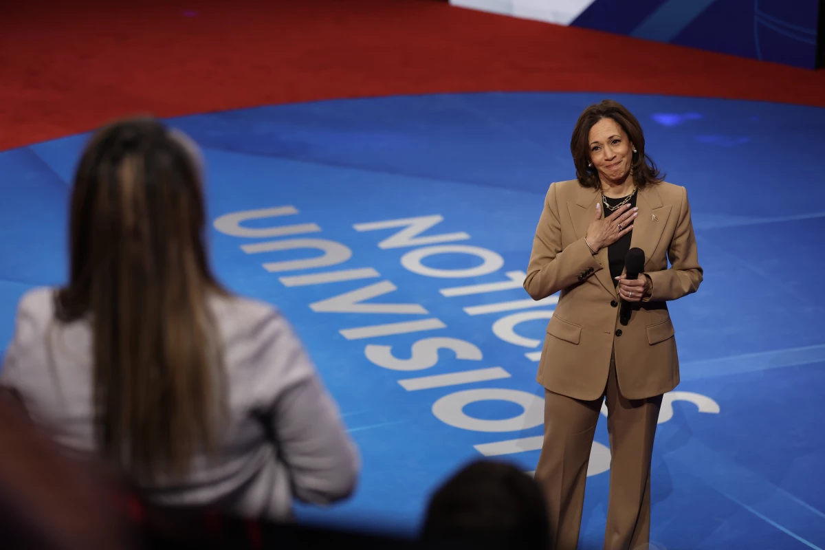 Vice President Harris reacts as she takes a question from a member of the audience during a Univision town hall at Cox Pavilion at UNLV in Las Vegas on Thursday.