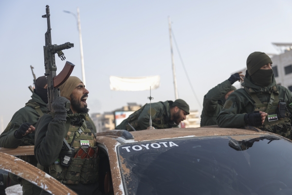 Syrian opposition activists say insurgents have reached the suburbs of Damascus