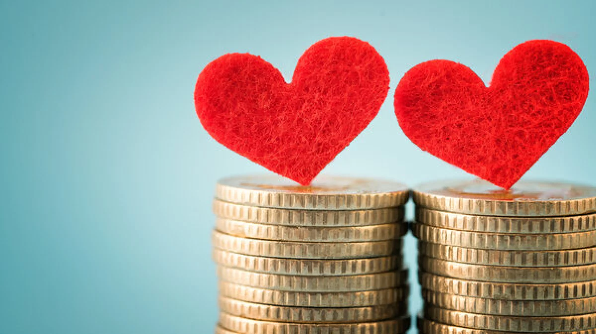 Joint bank account or separate? The approach you choose depends on you and your partner's financial history and goals, says financial therapist Lindsay Bryan-Podvin.