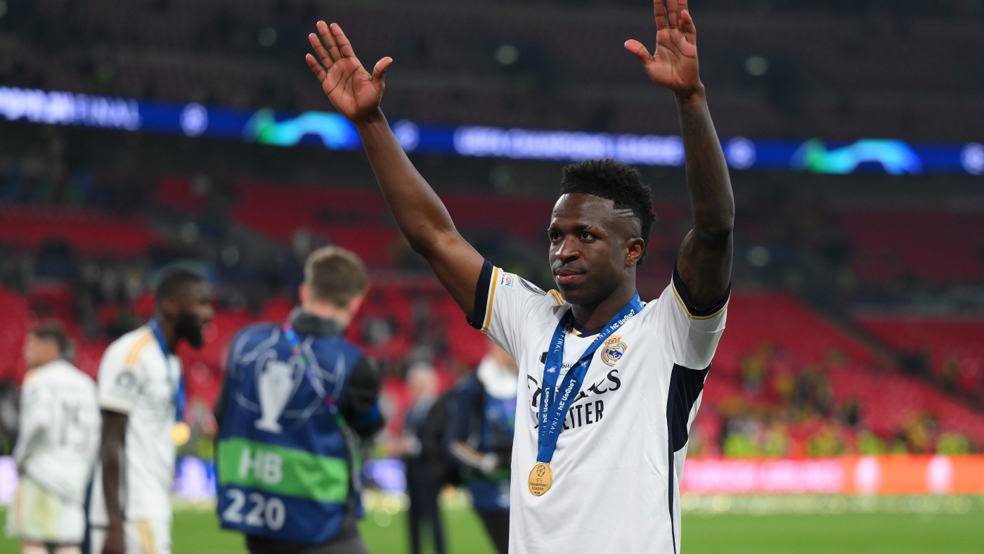 Racist taunts against soccer star Vinícius Júnior land men 8 months in Spanish prison : NPR Racist taunts against soccer star Vinícius Júnior land men 8 months in Spanish prison : NPR
