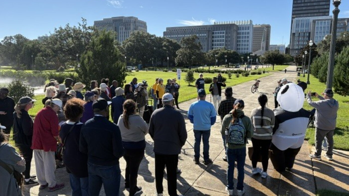 ‘Standing up for democracy’: Atlanta ‘No Kings’ rally draws Trump critics ahead of midterms - France 24