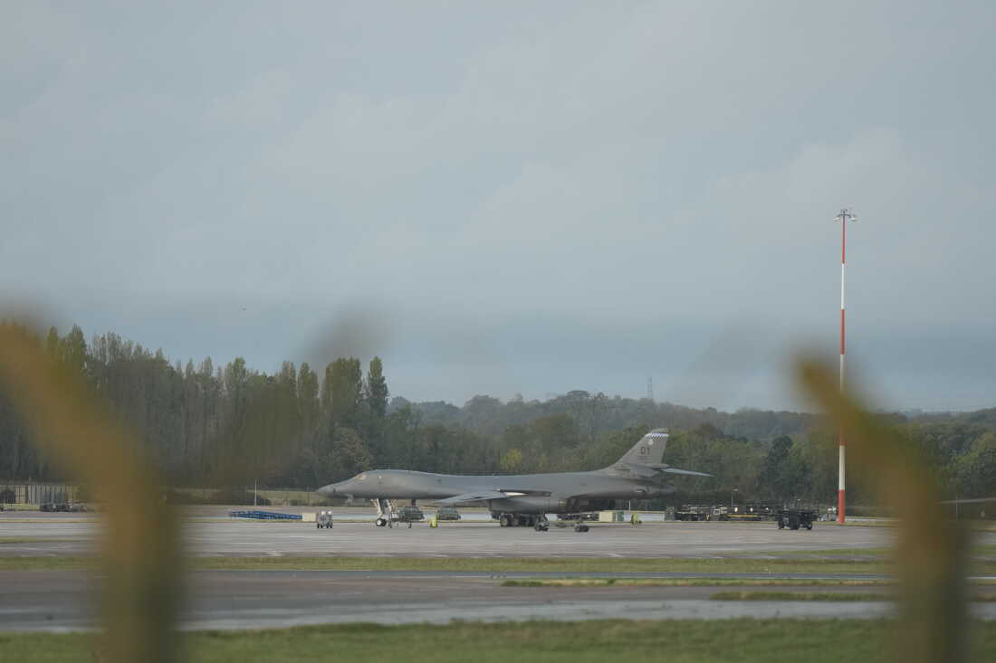 United States Airforce B1 bombers are seen at RAF Fairford, a US Airbase, after an incident in Fairford, England, Sunday, Sept. 27, 2026.