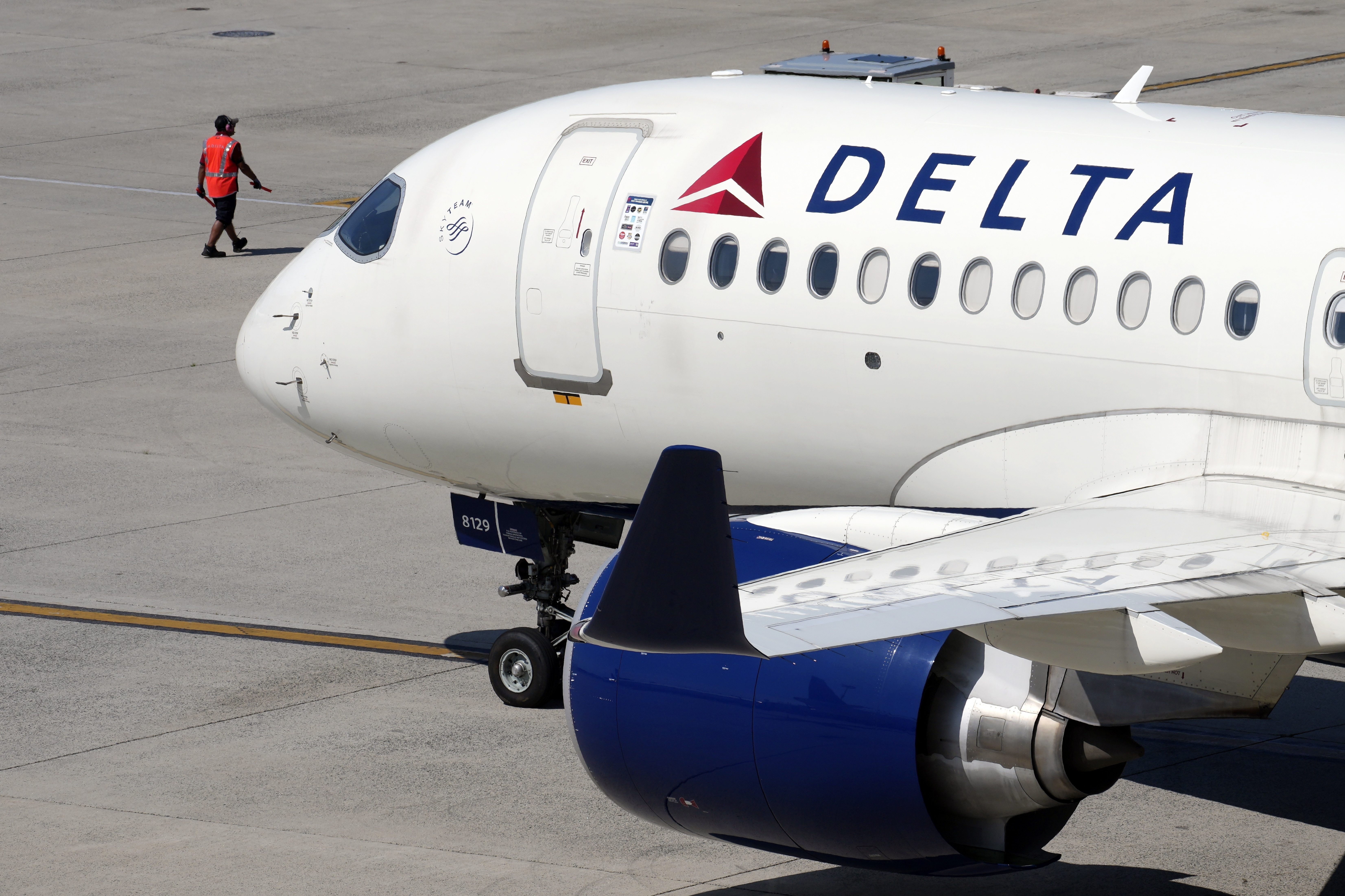 Is my delta flight delayed 60 photos - Travelerscast.com