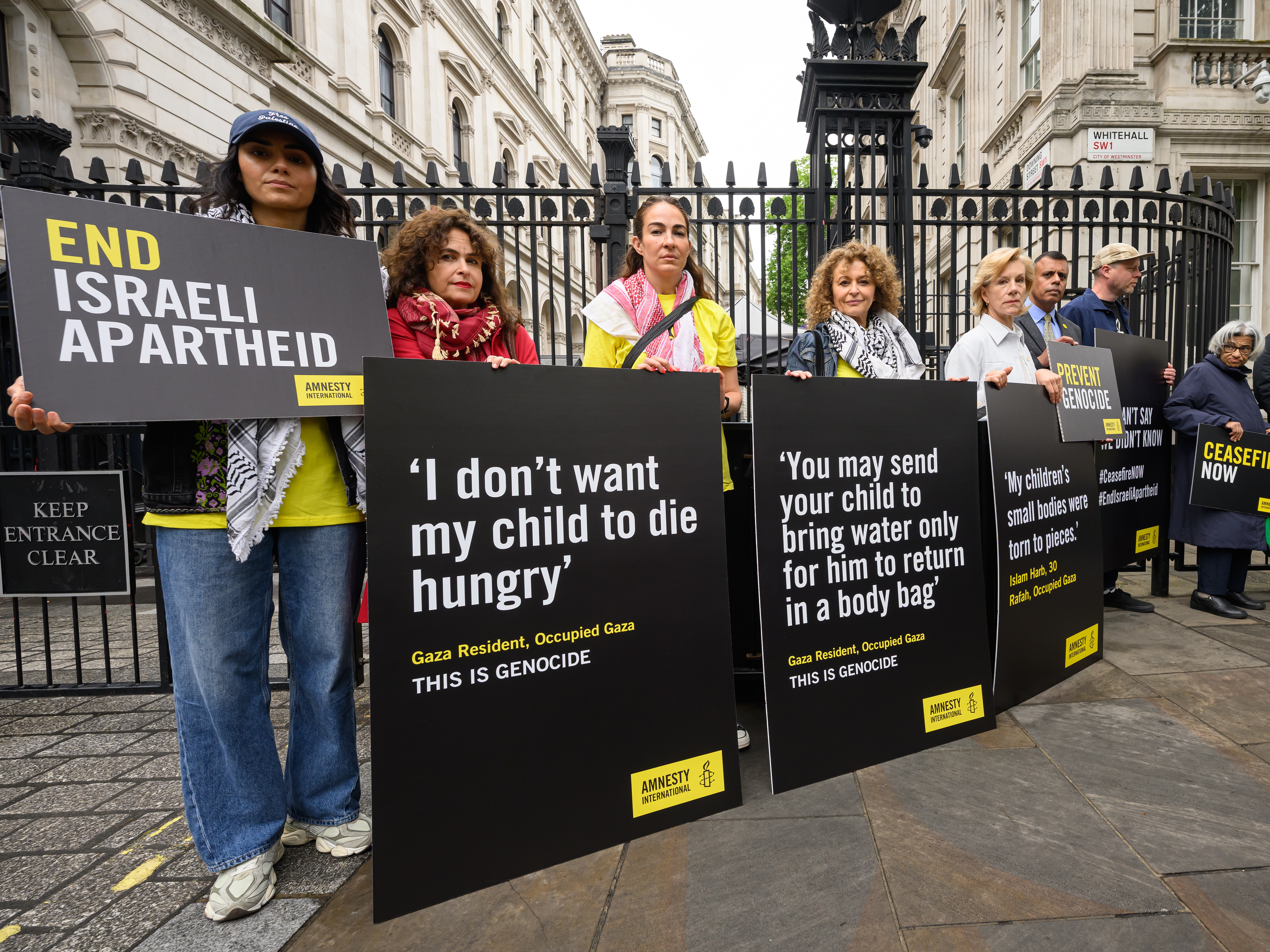 British performers, writers and activists protest Israel's actions in Gaza outside the gates of Downing Street on May 21, 2025. Hundreds of writers call for Gaza ceasefire and aid