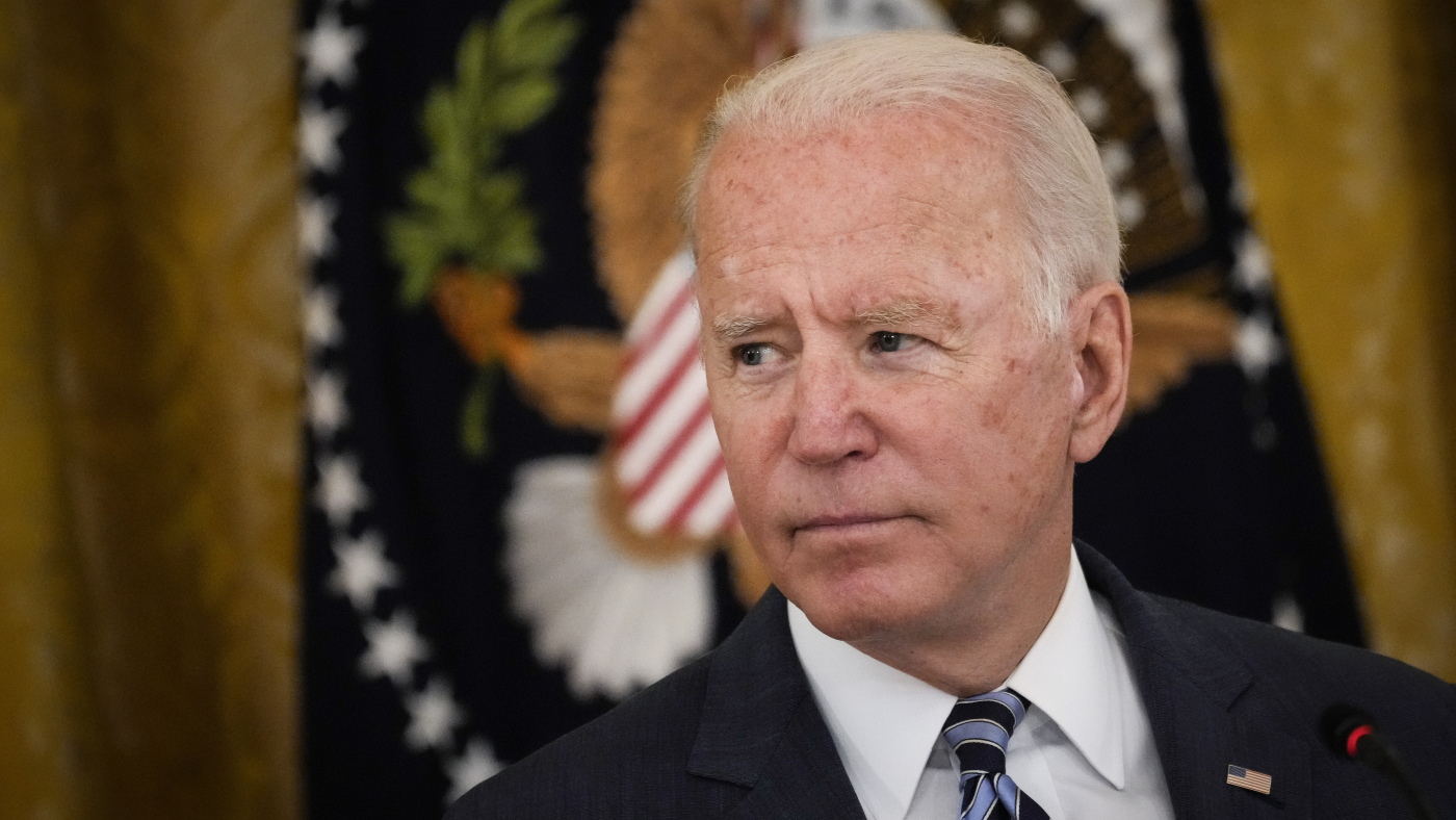 Biden issues an 11th hour executive order aimed at strengthening U.S ...