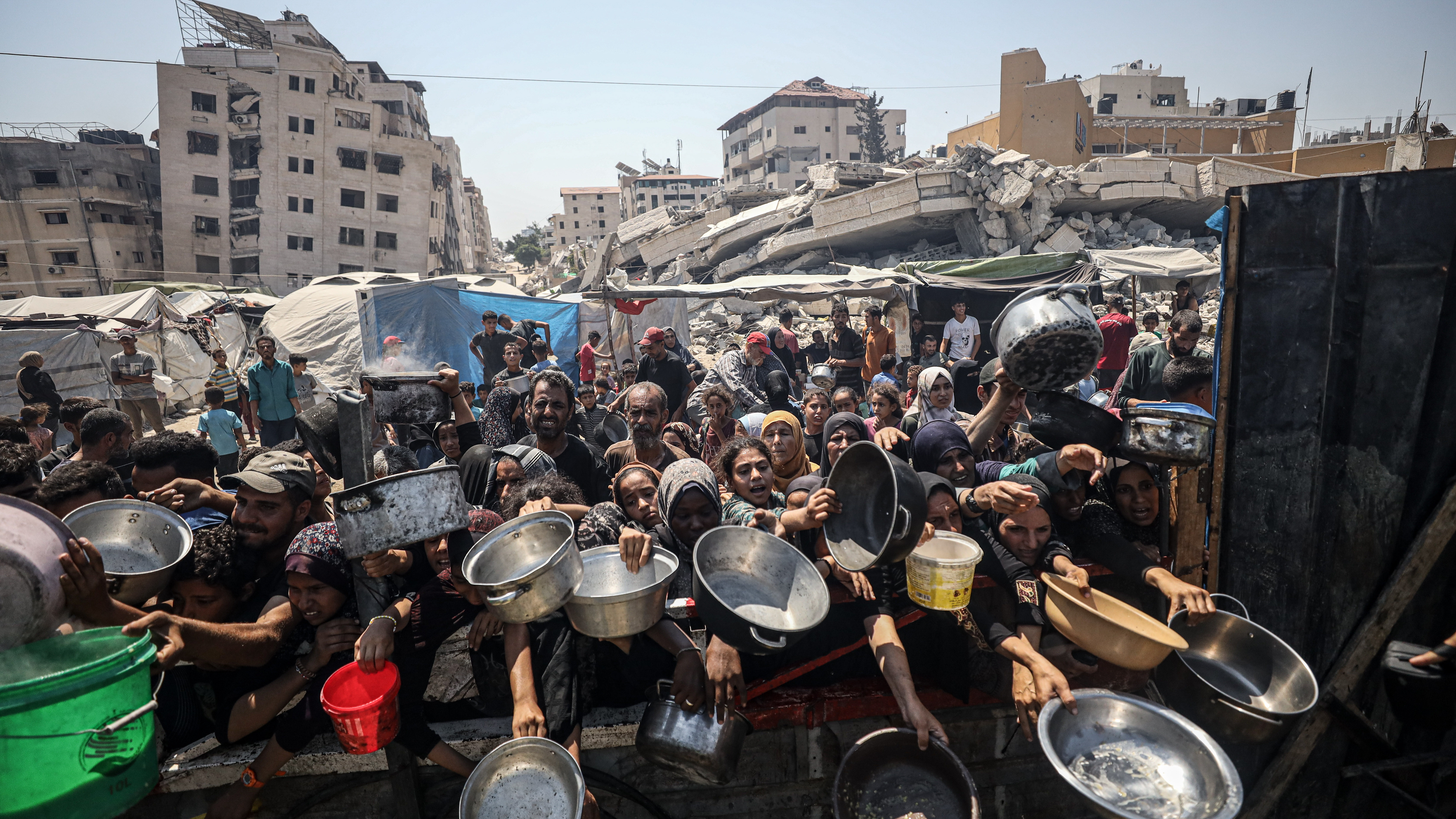 US Democrats Demand Aid as Gaza Faces Crisis