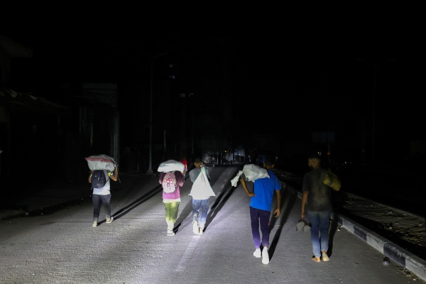 Knives, bullets and thieves: the quest for food in Gaza