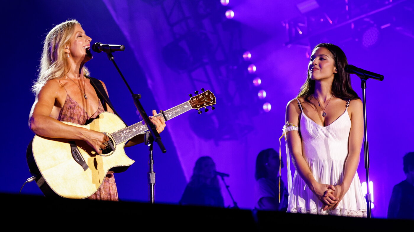Olivia Rodrigo’s women-led Daisy Chain Fields festival put the power in fans’ hands Olivia Rodrigo’s women-led Daisy Chain Fields festival put the power in fans’ hands