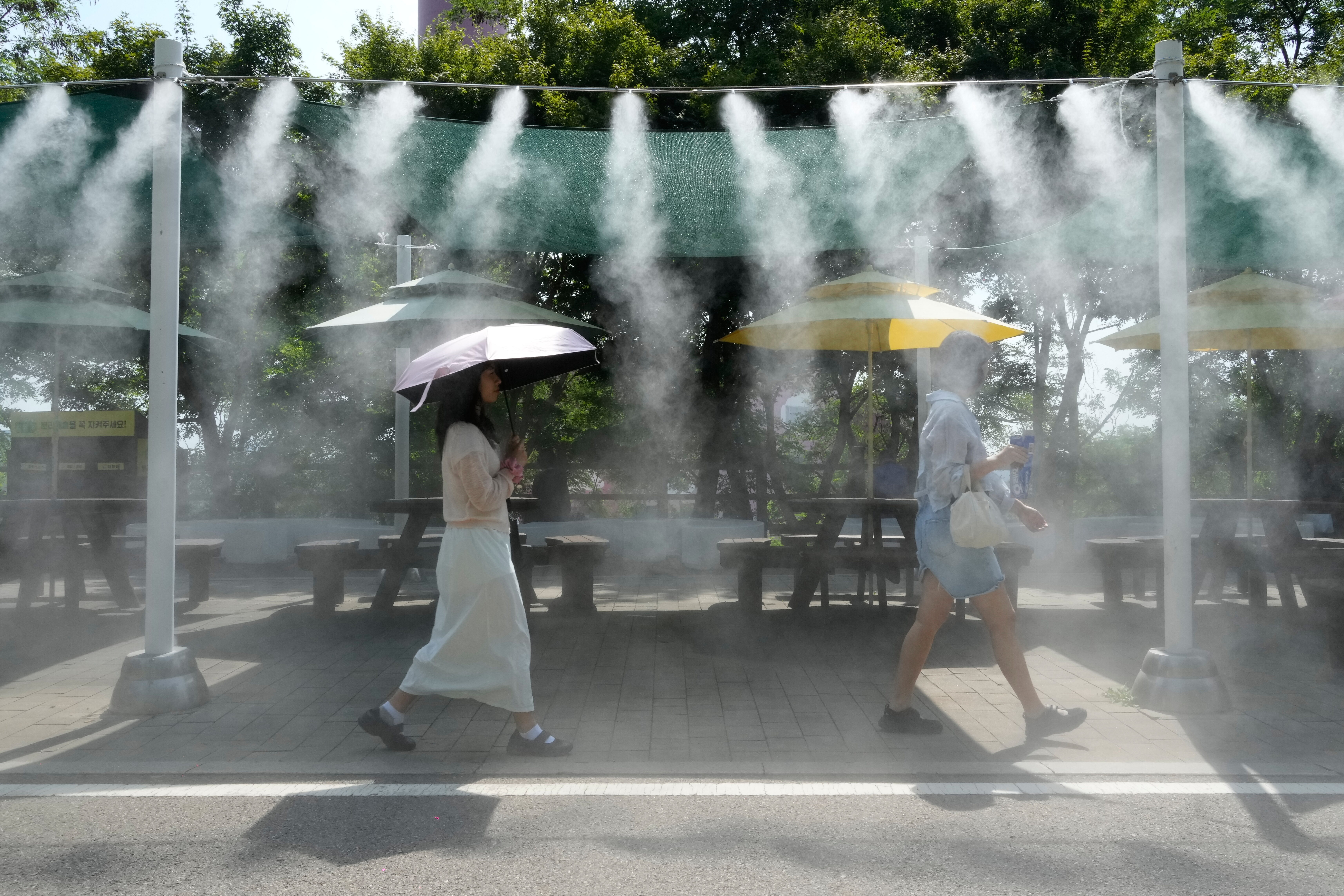 Scientists say August was Earth's hottest month they've measured