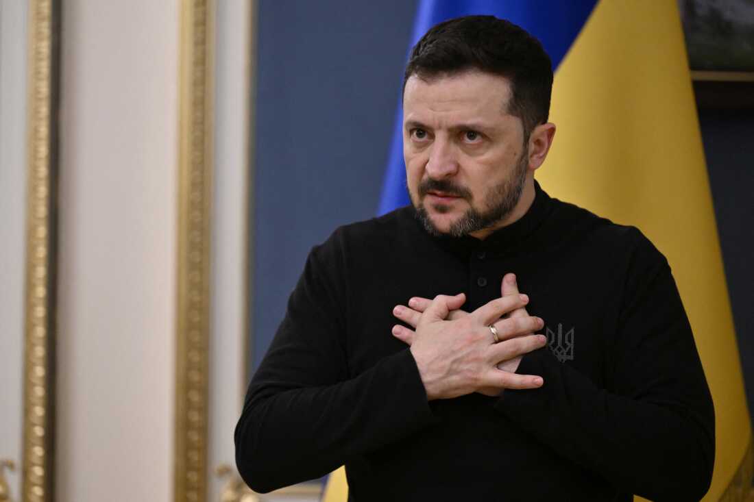 Ukrainian President Volodymyr Zelenskyy gestures as he speaks to journalists during a news conference in Kyiv on March 25, 2025, amid the Russian invasion of Ukraine.