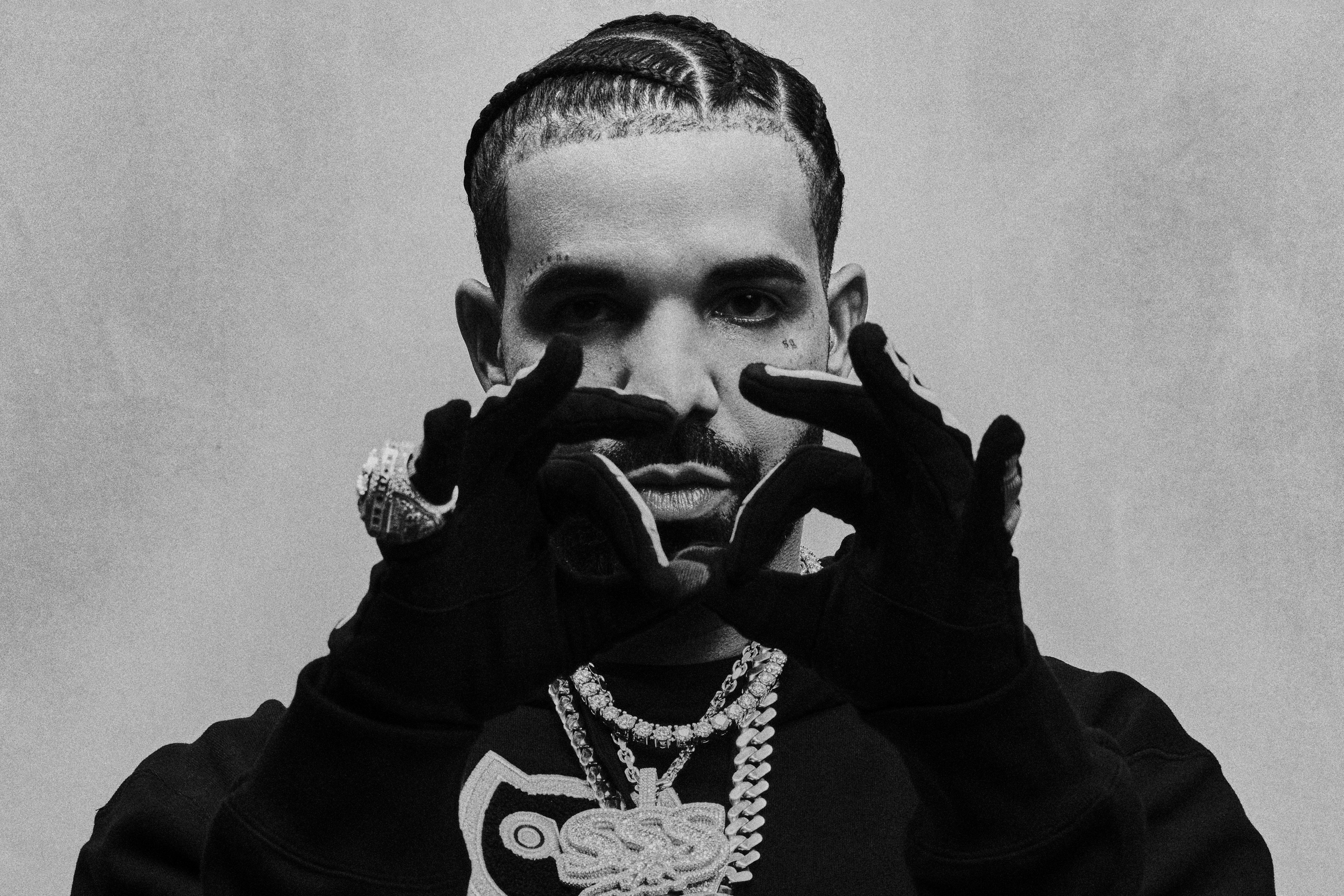 Drake and PARTYNEXTDOOR run for the border with '$exy $ongs' : NPR