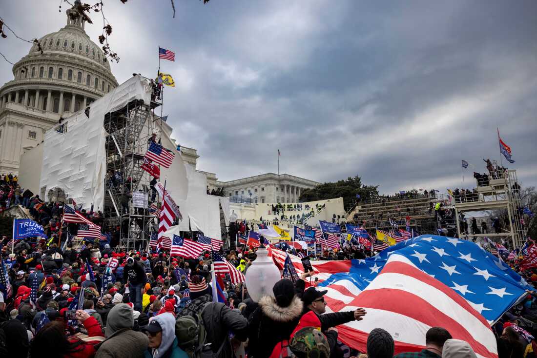 Trump supporters clash with police and security forces as people try to storm the US Capitol on January 6, 2021 in Washington, DC. Demonstrators breeched security and entered the Capitol as Congress debated the 2020 presidential election Electoral Vote Certification. (photo by Brent Stirton/Getty Images)