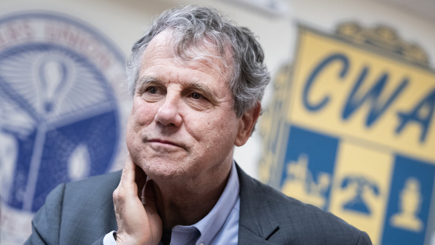 The U.S. Senate is up for grabs. Can this Ohio Democrat win back working class votes?