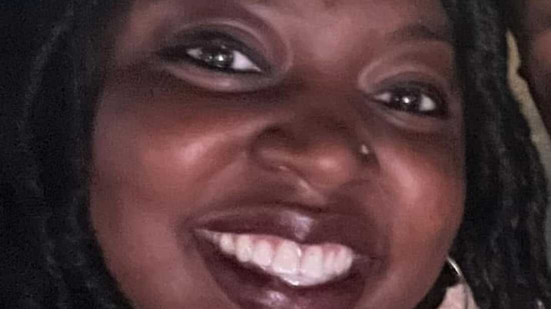 Winnie Aghenu smiles for a selfie.