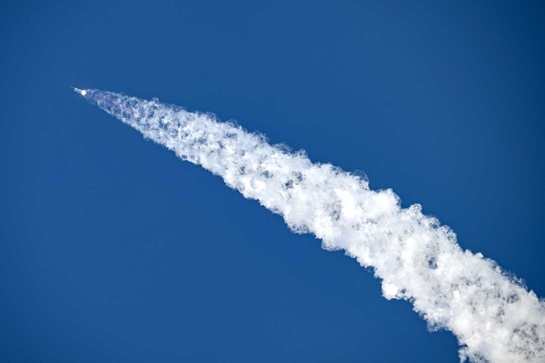 SpaceX's Starship 39 rocket launches from Starbase during the 12th test flight as seen from South Padre Island, Texas, on May 22, 2026.