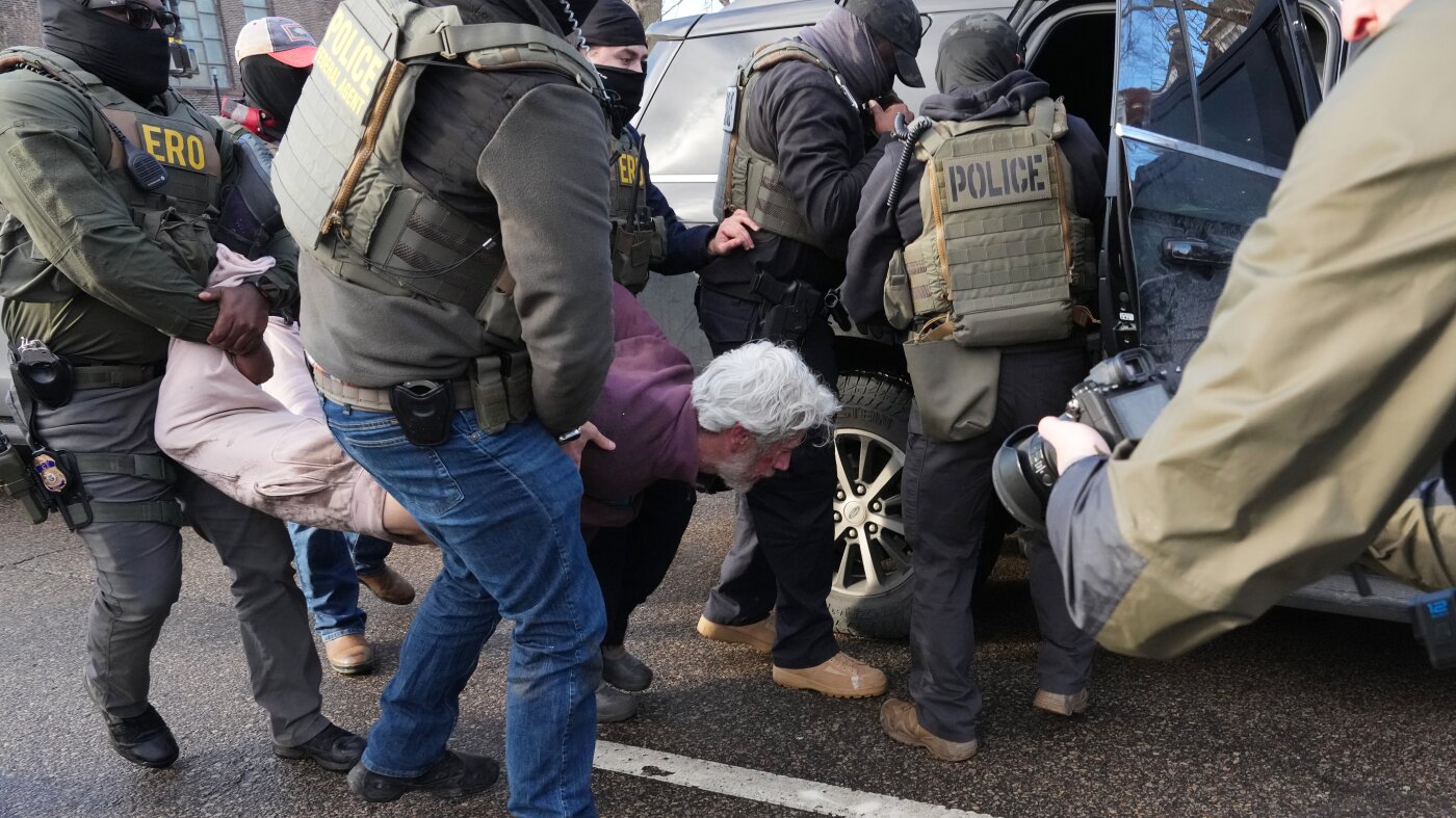 ICE plans to outfit officers with electric shock gloves