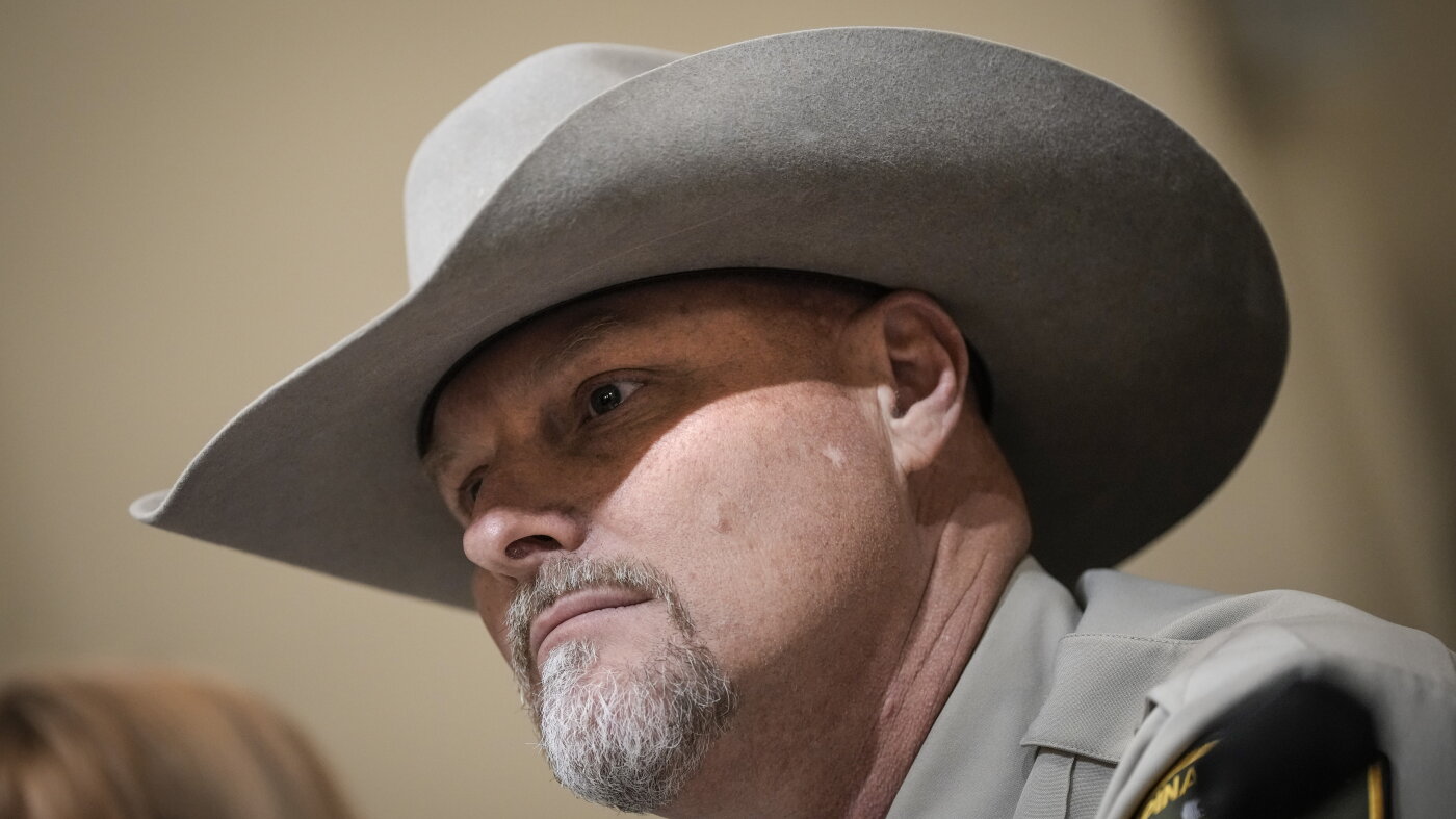 Latter-day Saints women turn away from scandal-plagued Republican candidate in Arizona