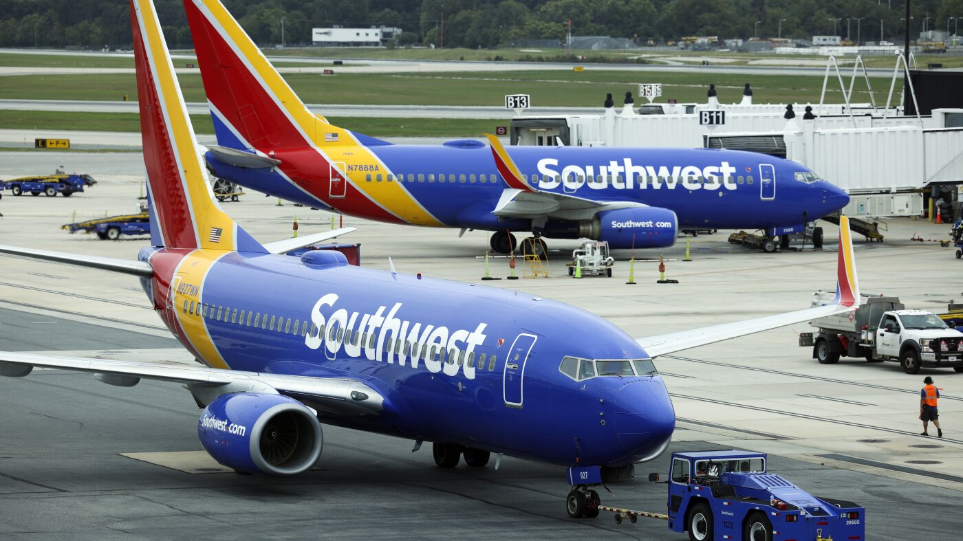 Southwest Airlines will require passengers to keep chargers visible due to fire risk