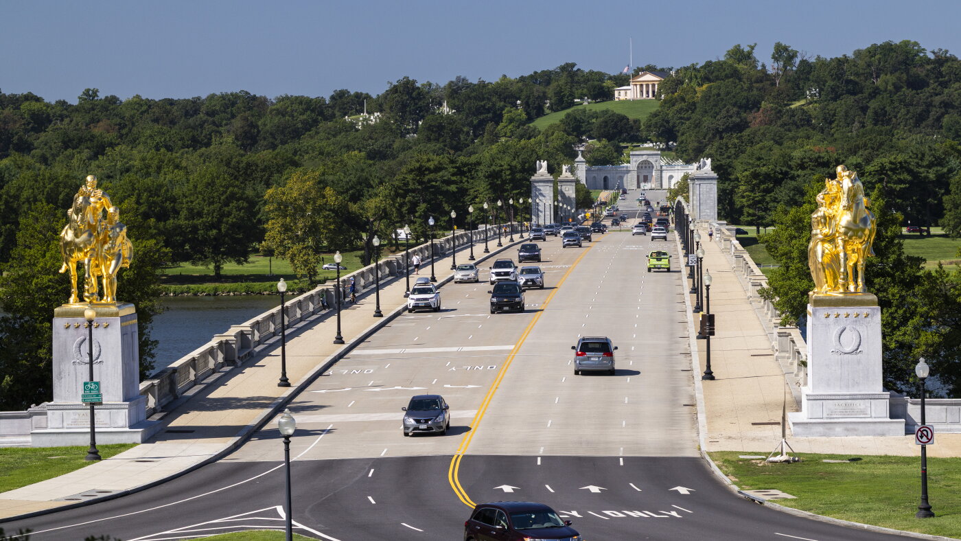 Trumps arch may break ground without final approval. Veterans are trying to stop it Trumps arch may break ground without final approval. Veterans are trying to stop it