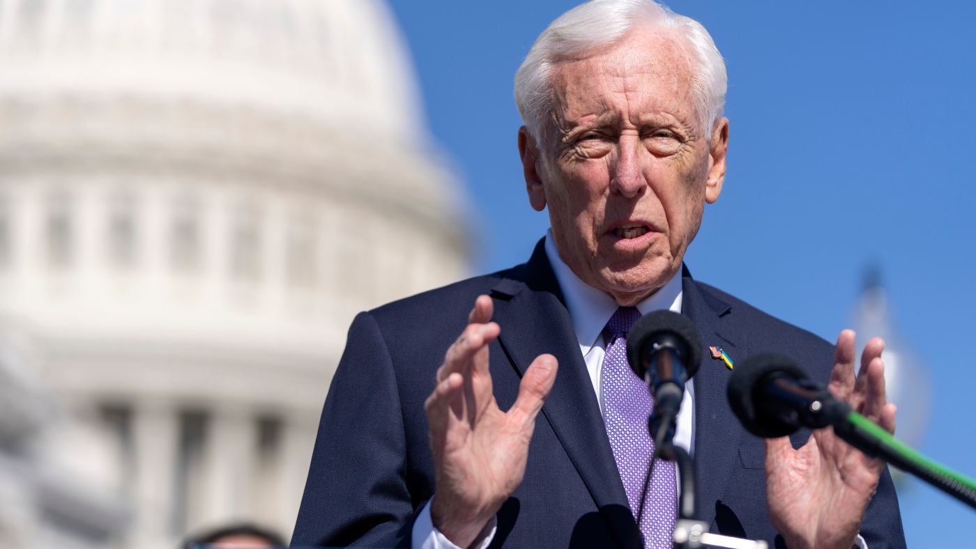Rep. Steny Hoyer, the longest-serving Home Democrat, to retire on the finish of time period : NPR