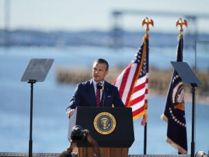 Defense Secretary Pete Hegseth speaks at a Maryland shipyard this week. His plan for livestreaming the execution of the Fort Hood shooter has been met with criticism and calls for reconsideration.