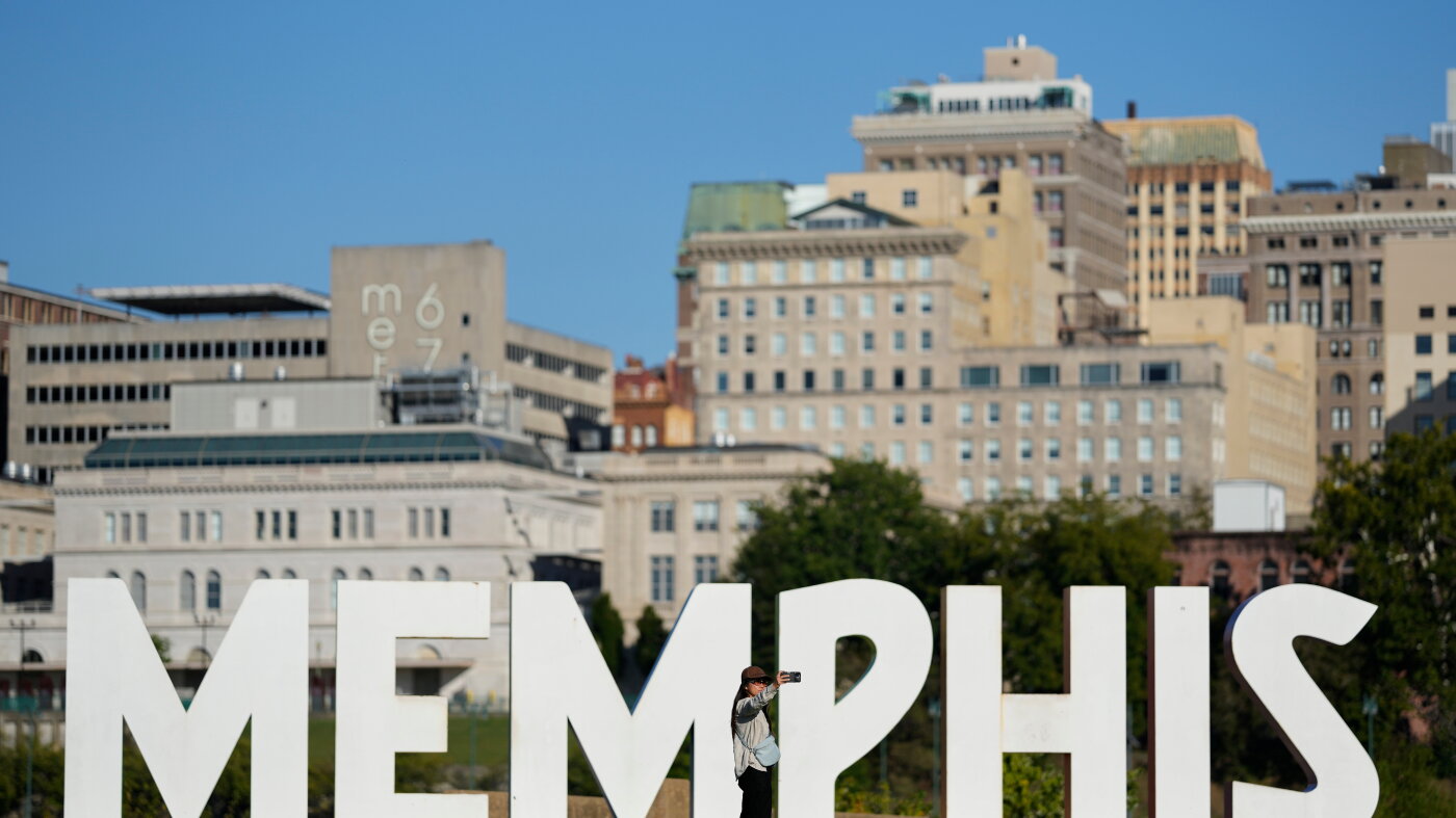 AG Bondi says 9 arrested in Memphis as federal force begins : NPR