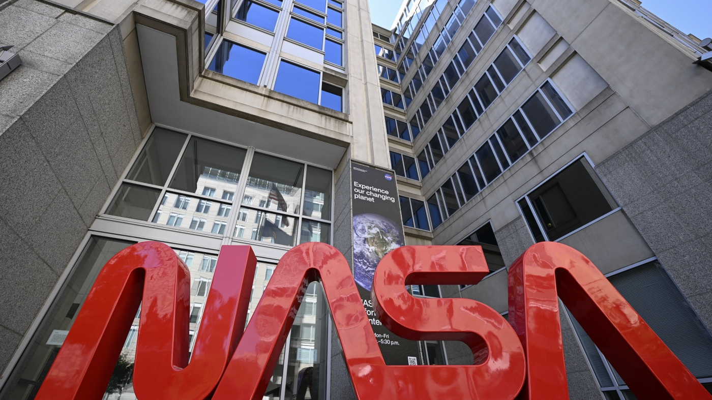 NASA instructs employees to remove pronouns from all work communications : NPR NASA instructs employees to remove pronouns from all work communications : NPR