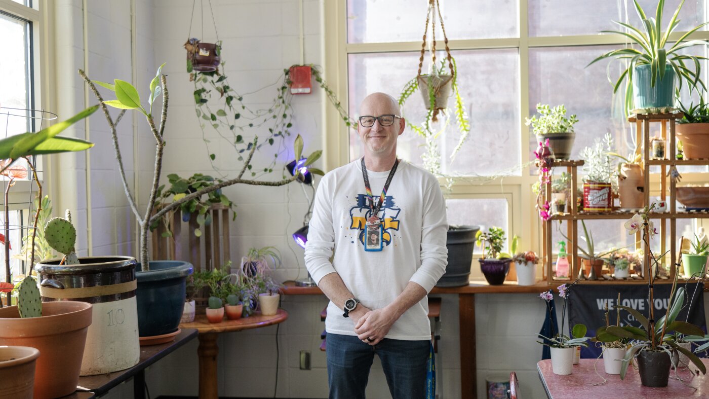 What worked and what didn't with a cellphone ban at a Kentucky school