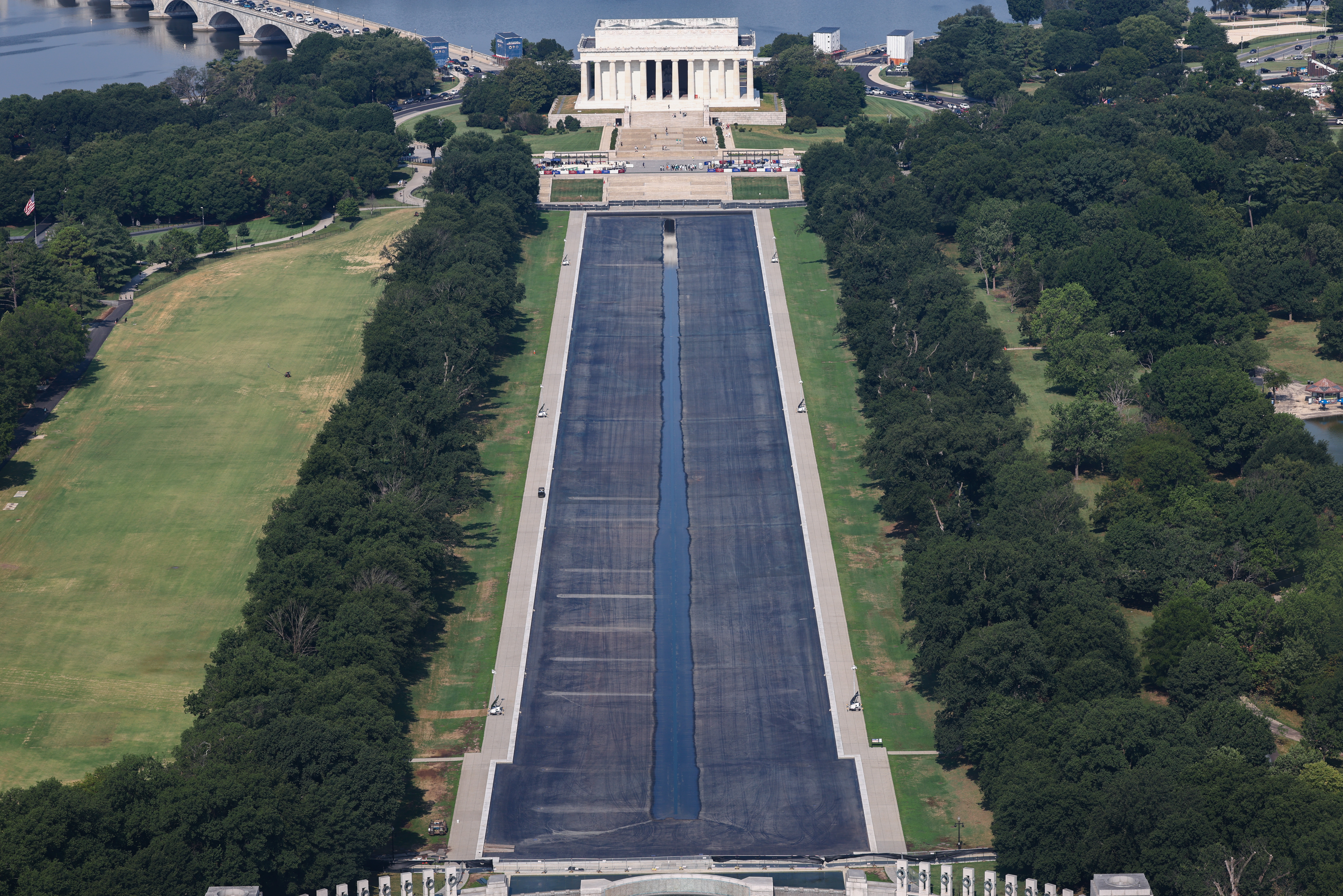 Ripple effects: After Hearn, three others have their Reflecting Pool charges dropped
