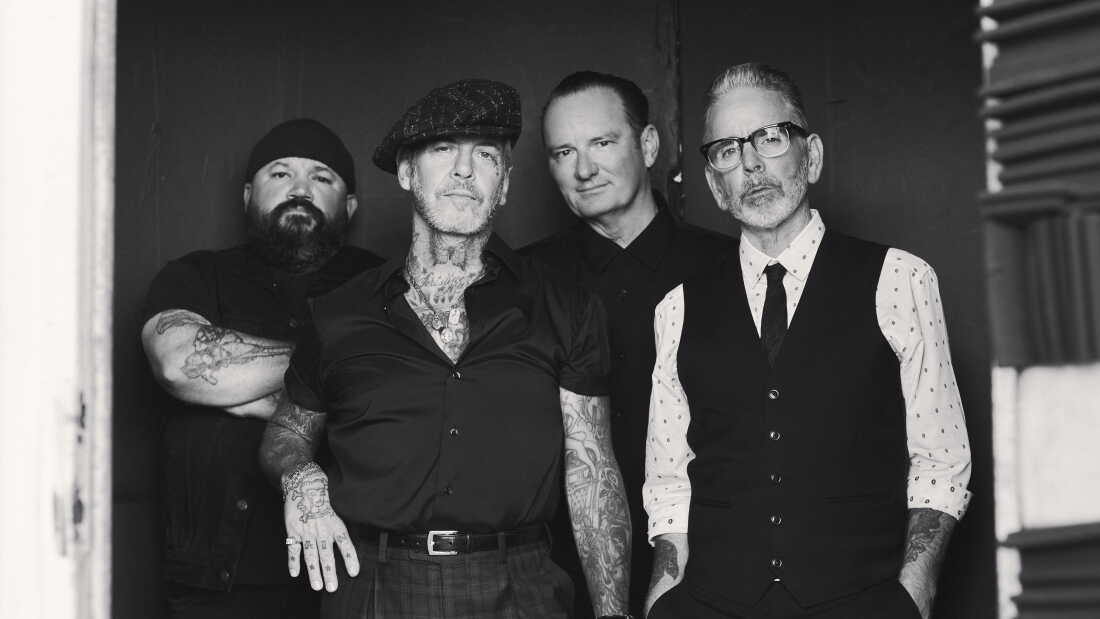 Social Distortion