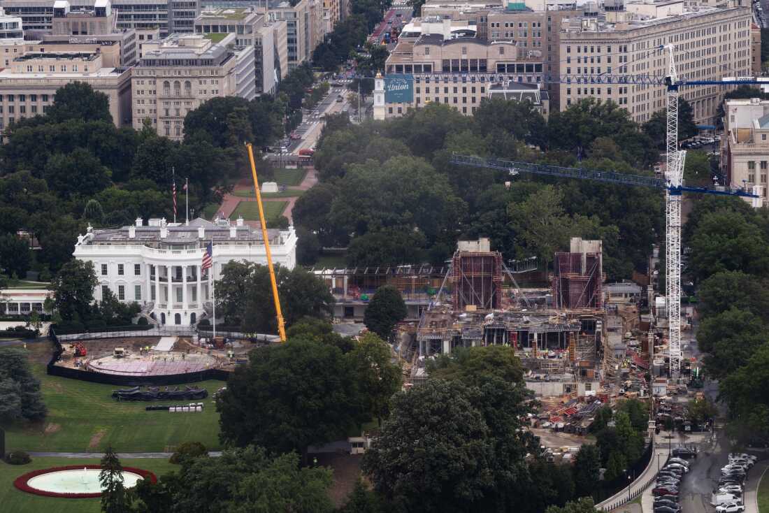 Another court blocks White House ballroom work, teeing up a Supreme Court review