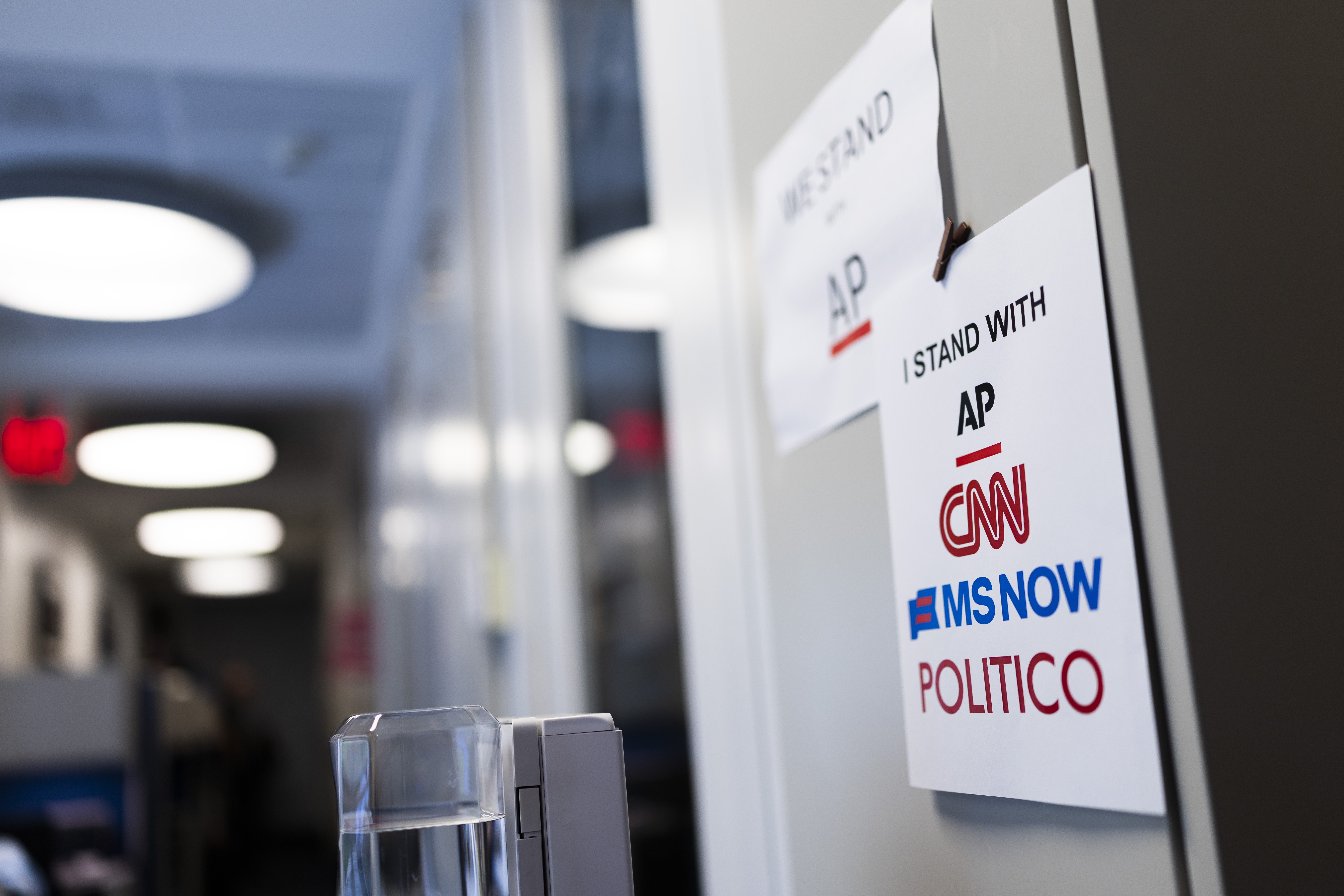 Justice Department Defends White House Media Ban, Citing Security Risks and Falsehoods