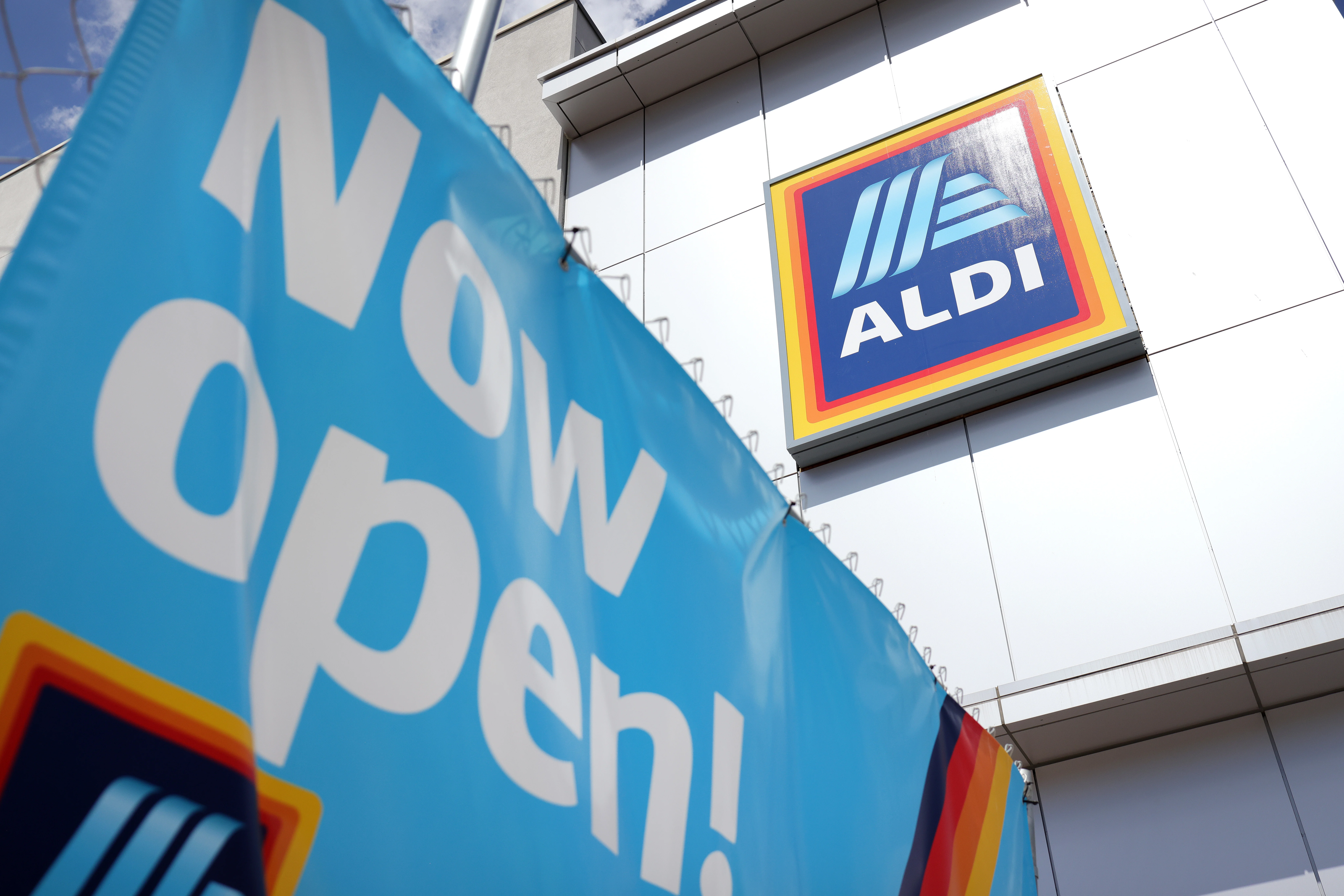 Aldi market fiyatlarını nasıl aşağı çekiyor