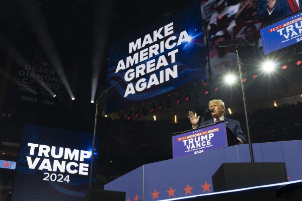 As Harris inches ahead, the cavalry comes to Trumpâs aid on the airwaves