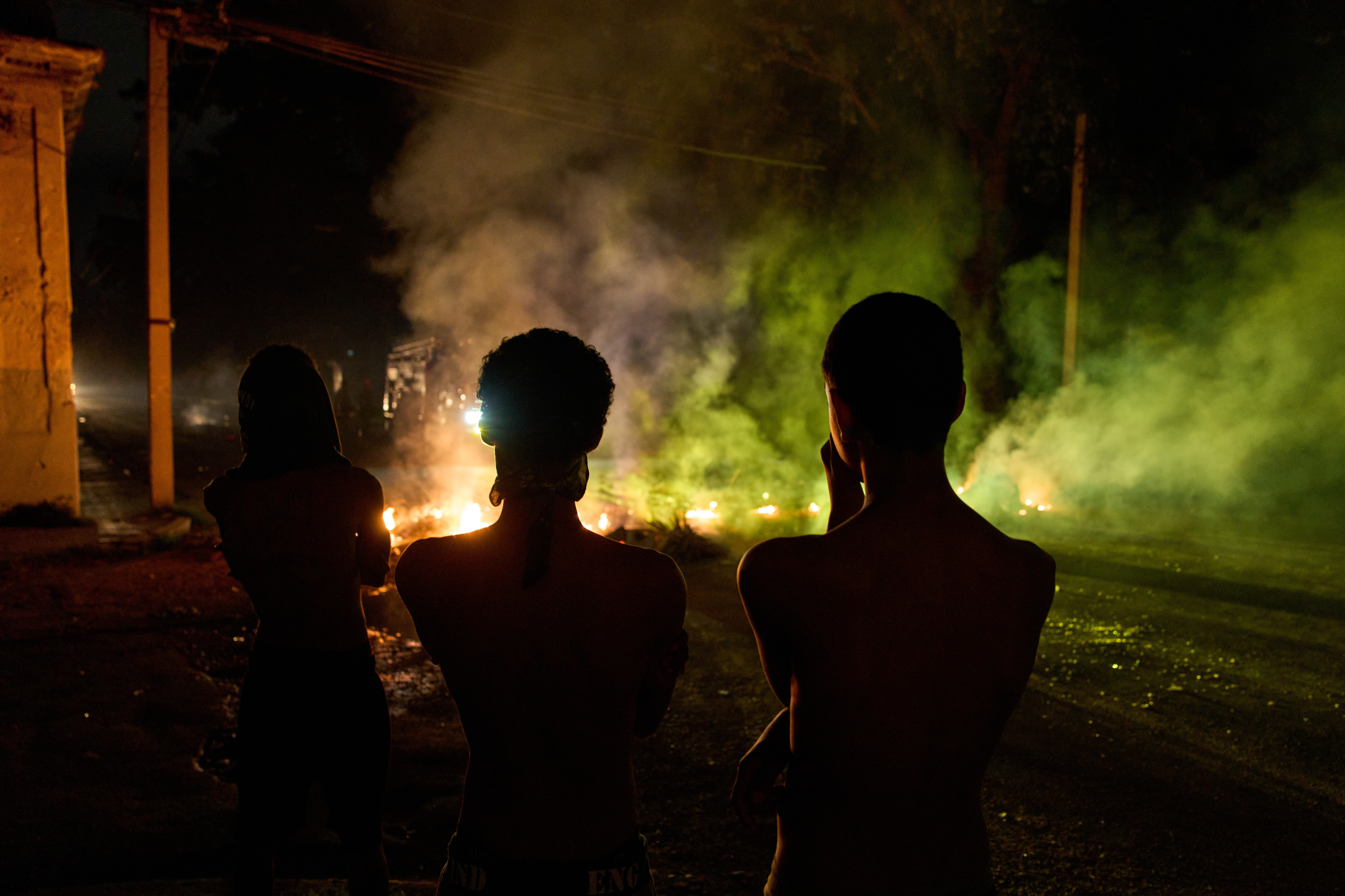 Cuba's power grid collapses and plunges eastern provinces into a major blackout