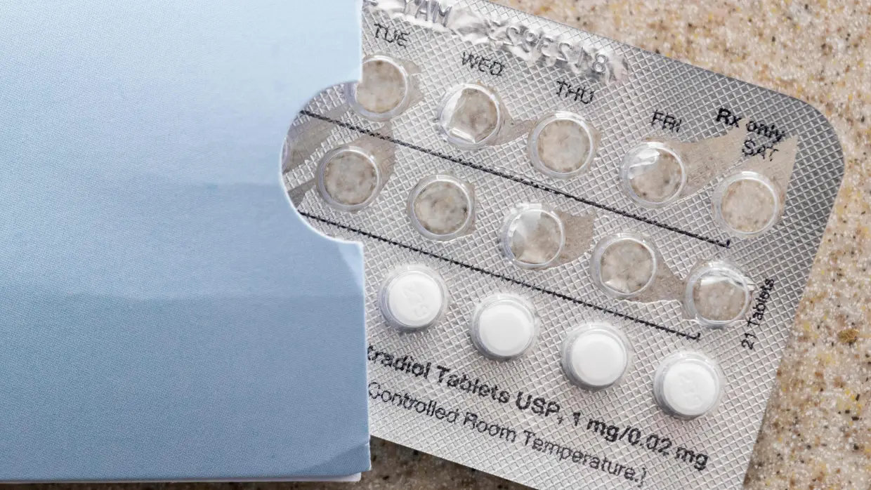 A chorus of influencers on social media in the MAHA and "trad wife" communities emphasize the downsides of hormonal birth control. Research shows few of them have medical expertise.