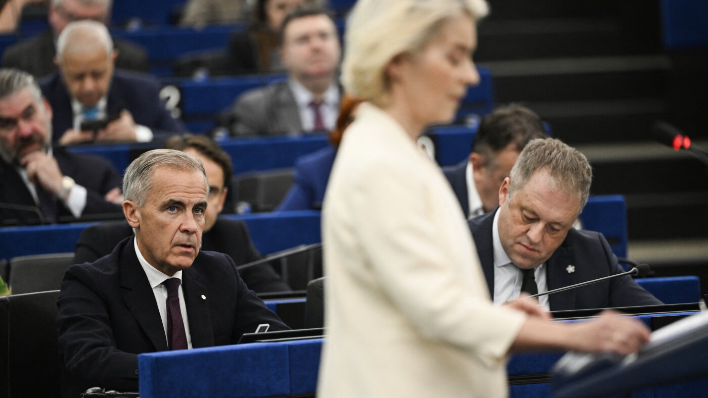 EU rolls out red carpet to Canada as first associate member EU rolls out red carpet to Canada as first associate member