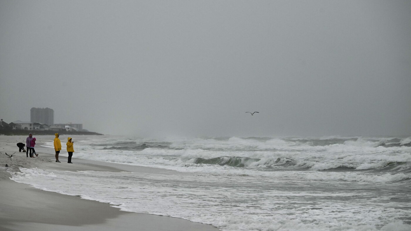 How the oil industry is preparing for Hurricane Isaias
